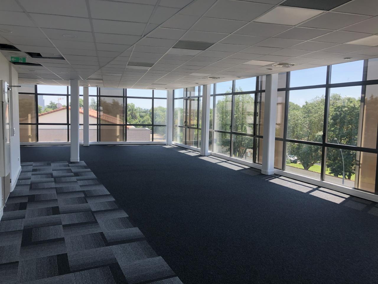 Bureau Colomiers 295m² Location bureau Colomiers Haute-Garonne OLBUR2424862 2